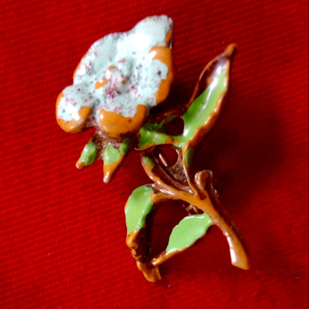 Vintage Flower Brooch
